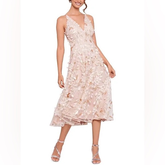 XSCAPE Elegant Gold Metallic 3D Floral Appliqué Lace Midi slip Dress Sz 14 Gown - Picture 1 of 10